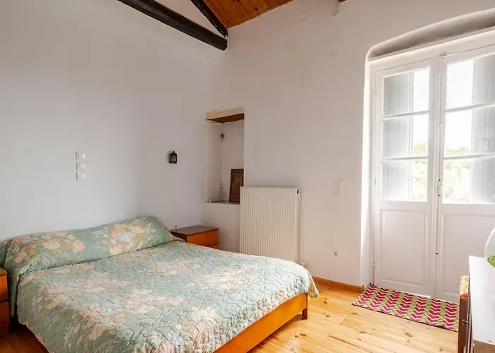 Serenity Retreat In Pidasos