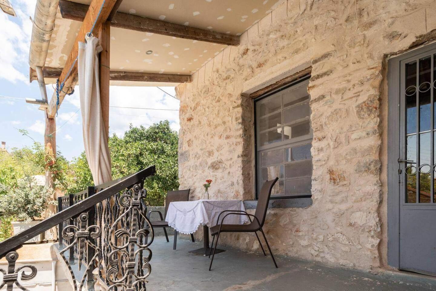 Villa Serenity Retreat In Pidasos