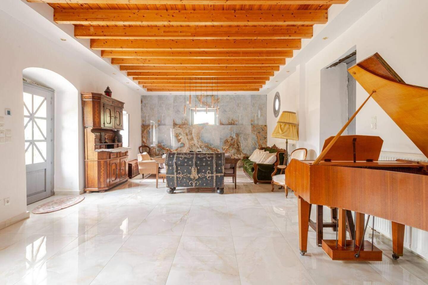 Serenity Retreat In Villa *